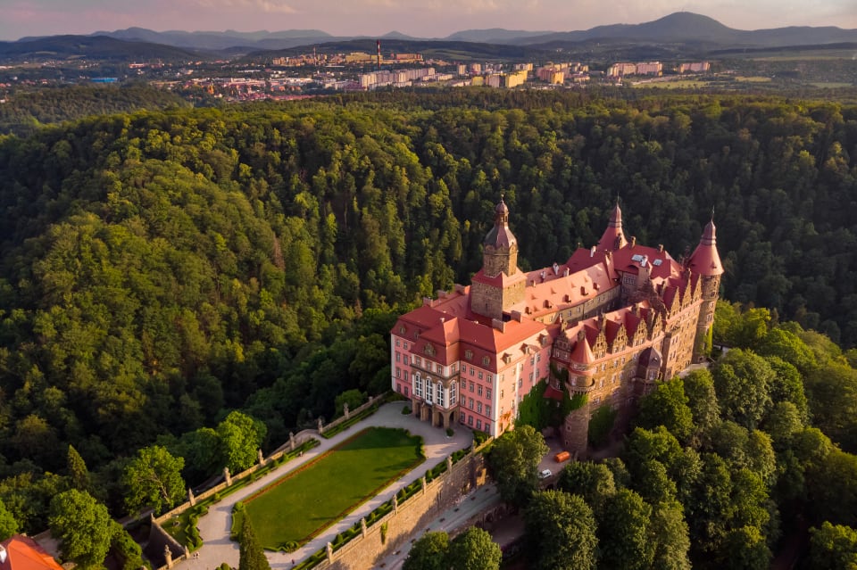 Zamek Książ atrakcja turystyczna restauracji Harcówka w Wałbrzychu